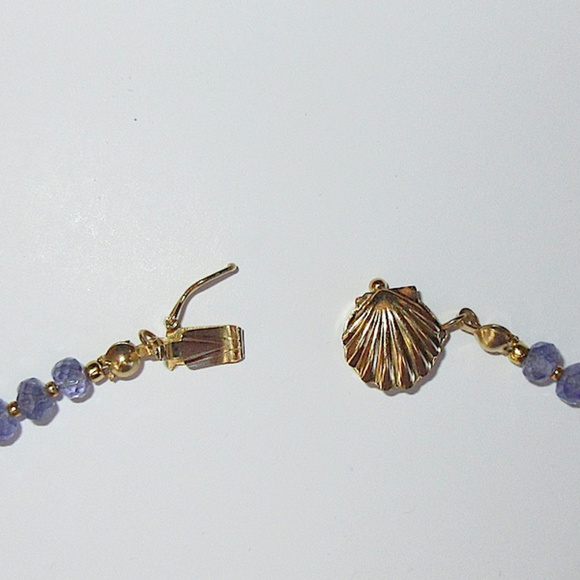 GOLDEN TAHITIAN PEARL & FACETED TANZANITE NECKLACE - Picture 3 of 8